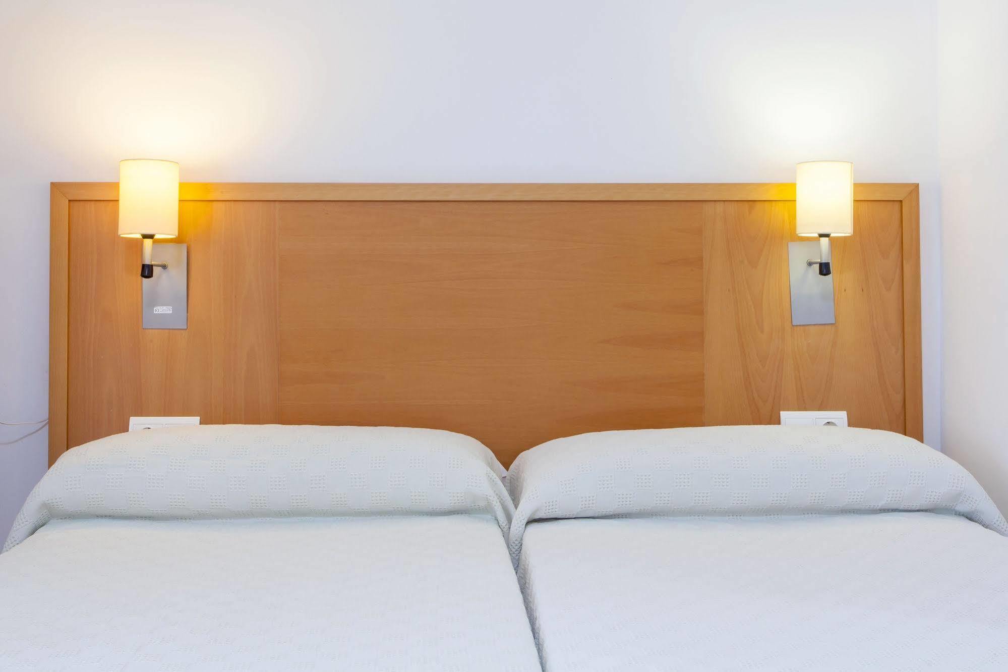 Apartamentos Mar Y Playa Ibiza Town Ngoại thất bức ảnh